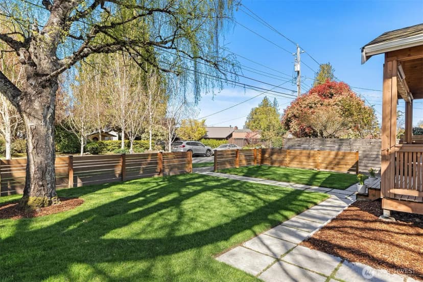 Property photo for 5954 Sw 49th Ave #a, Seattle photo 3