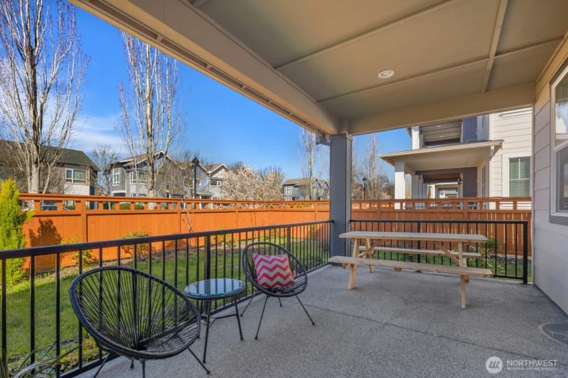 Property photo for 9836 6th Avenue Sw #50, Seattle photo 27