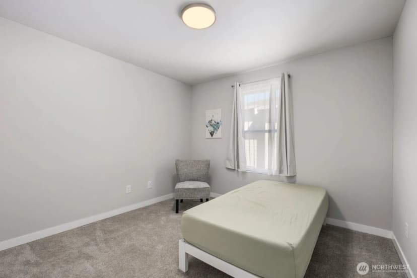 Property photo for 9836 6th Avenue Sw #50, Seattle photo 20