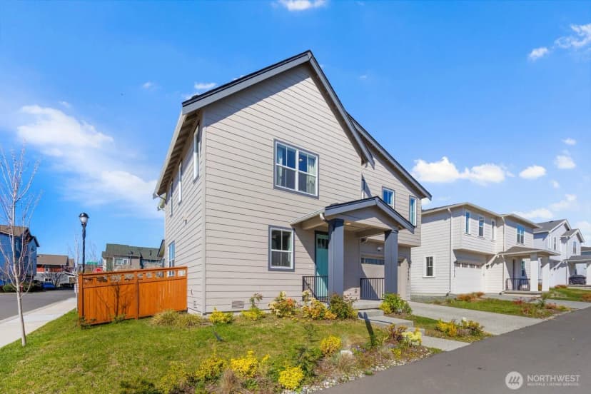 Property photo for 9836 6th Avenue Sw #50, Seattle photo 32