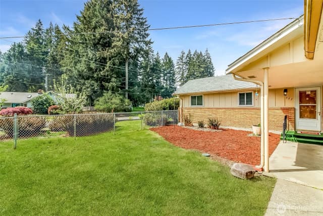 Property photo for 327 Logger Court Se, Lacey photo 5