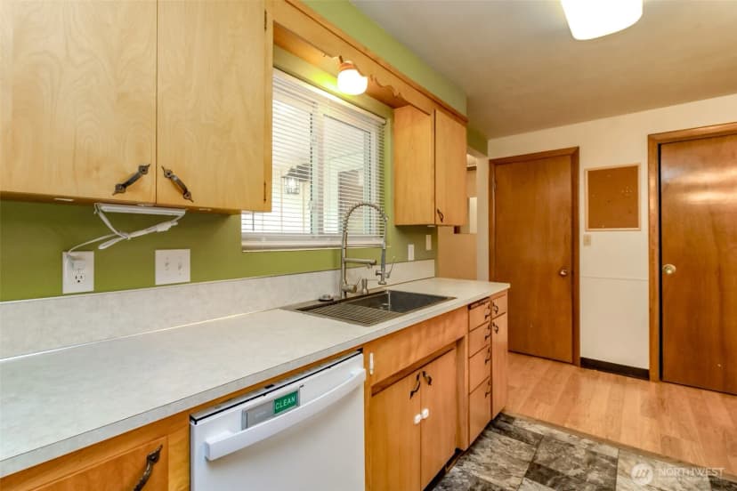 Property photo for 327 Logger Court Se, Lacey photo 15