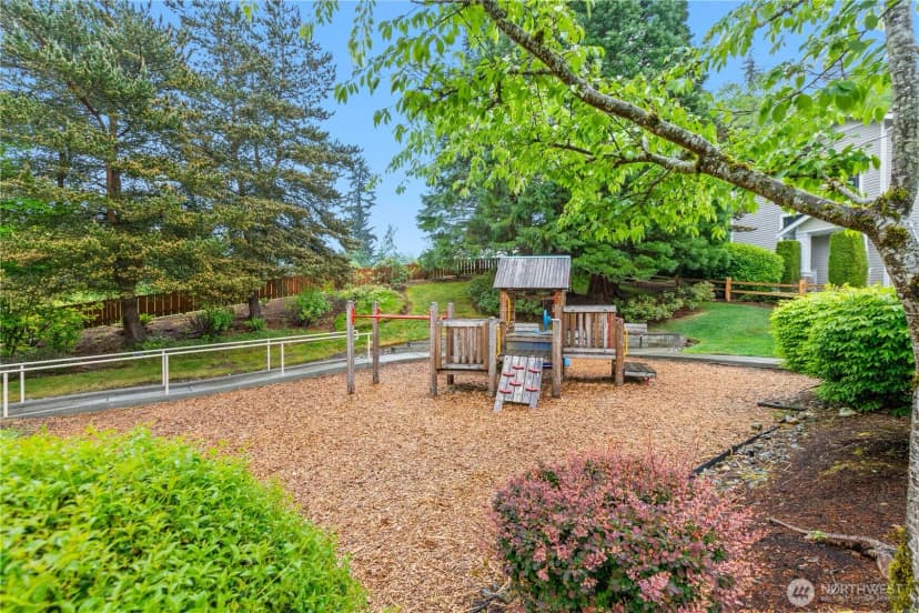 Property photo for 14007 69th Drive Se #z1, Snohomish photo 27