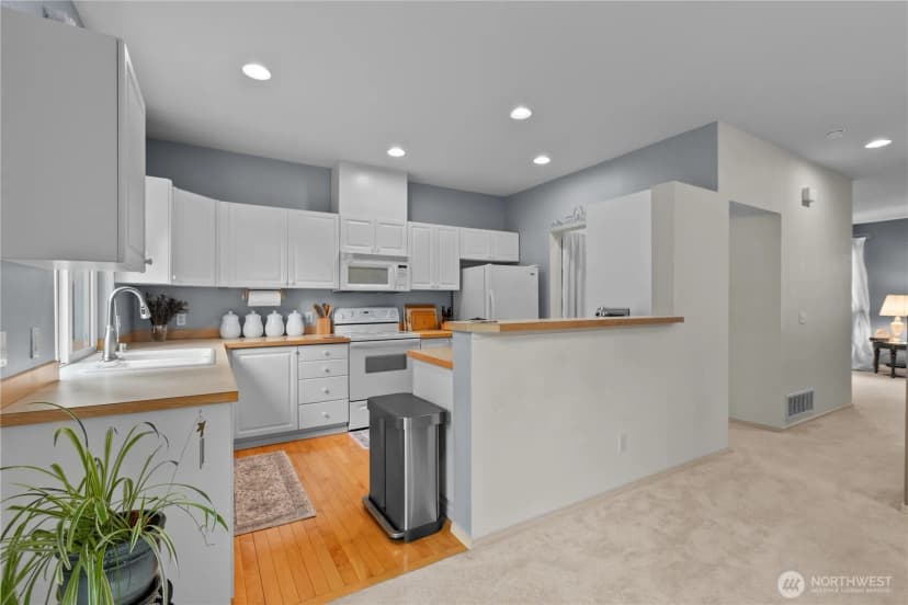 Property photo for 14007 69th Drive Se #z1, Snohomish photo 11