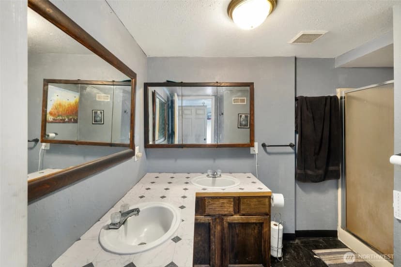 Property photo for 14401 80th Street E, Puyallup photo 20