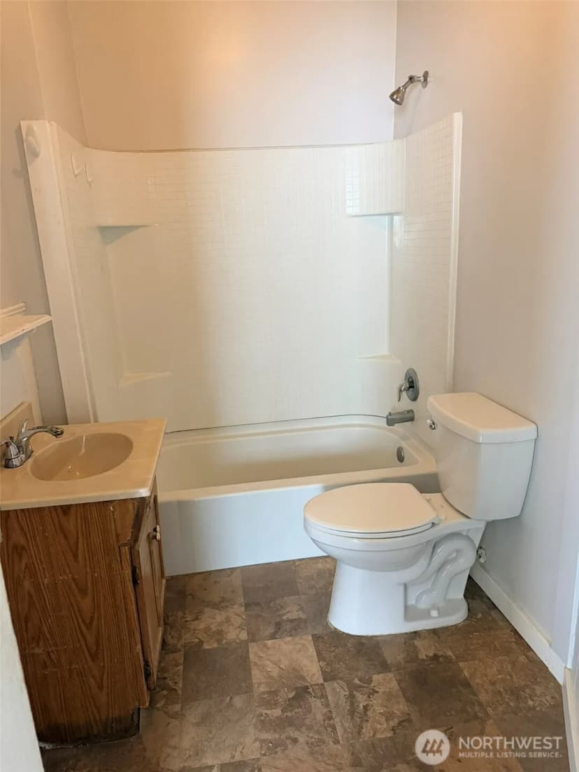Property photo for 5323 S Asotin Street, Tacoma photo 8
