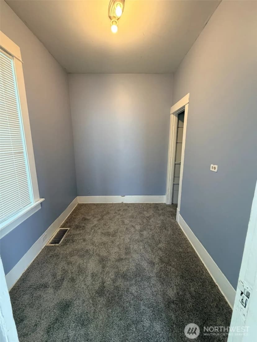 Property photo for 5323 S Asotin Street, Tacoma photo 10