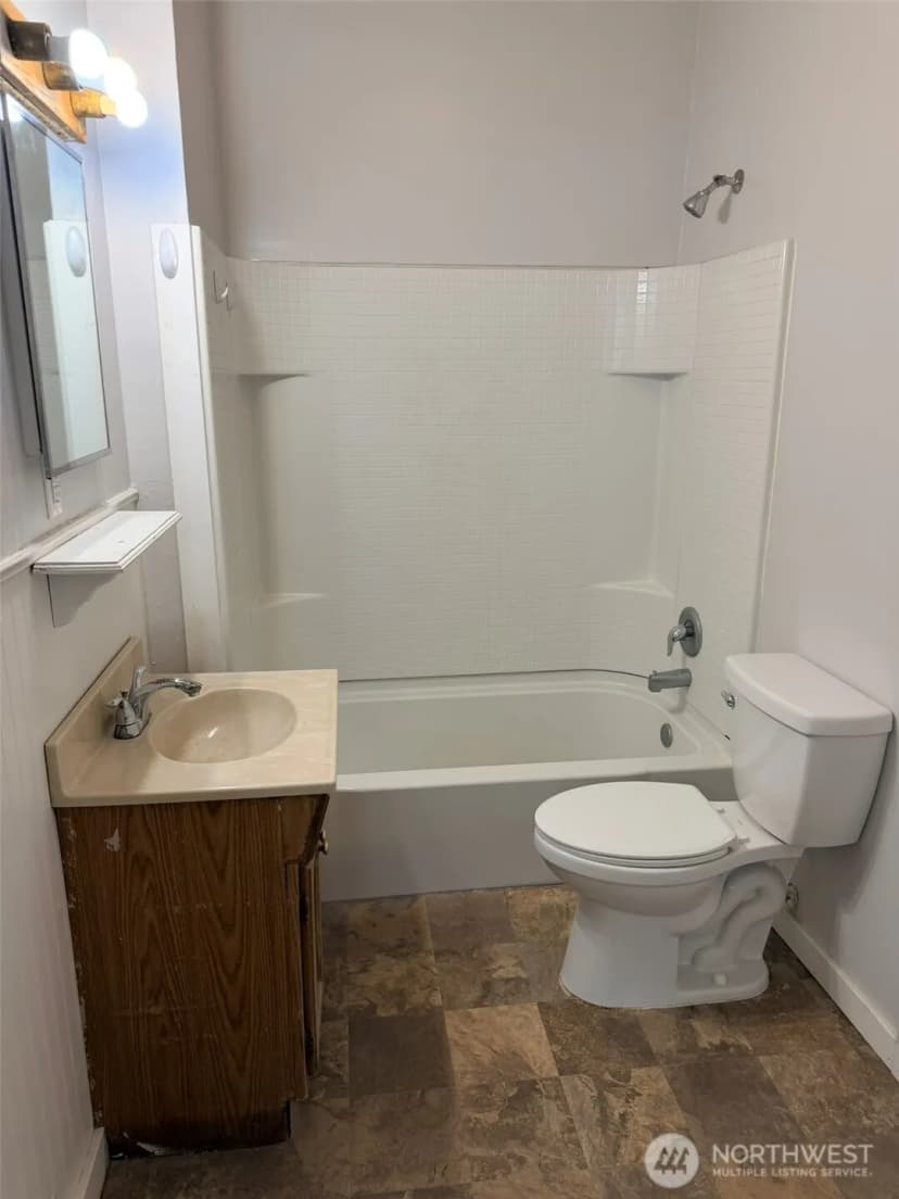 Property photo for 5323 S Asotin Street, Tacoma photo 12