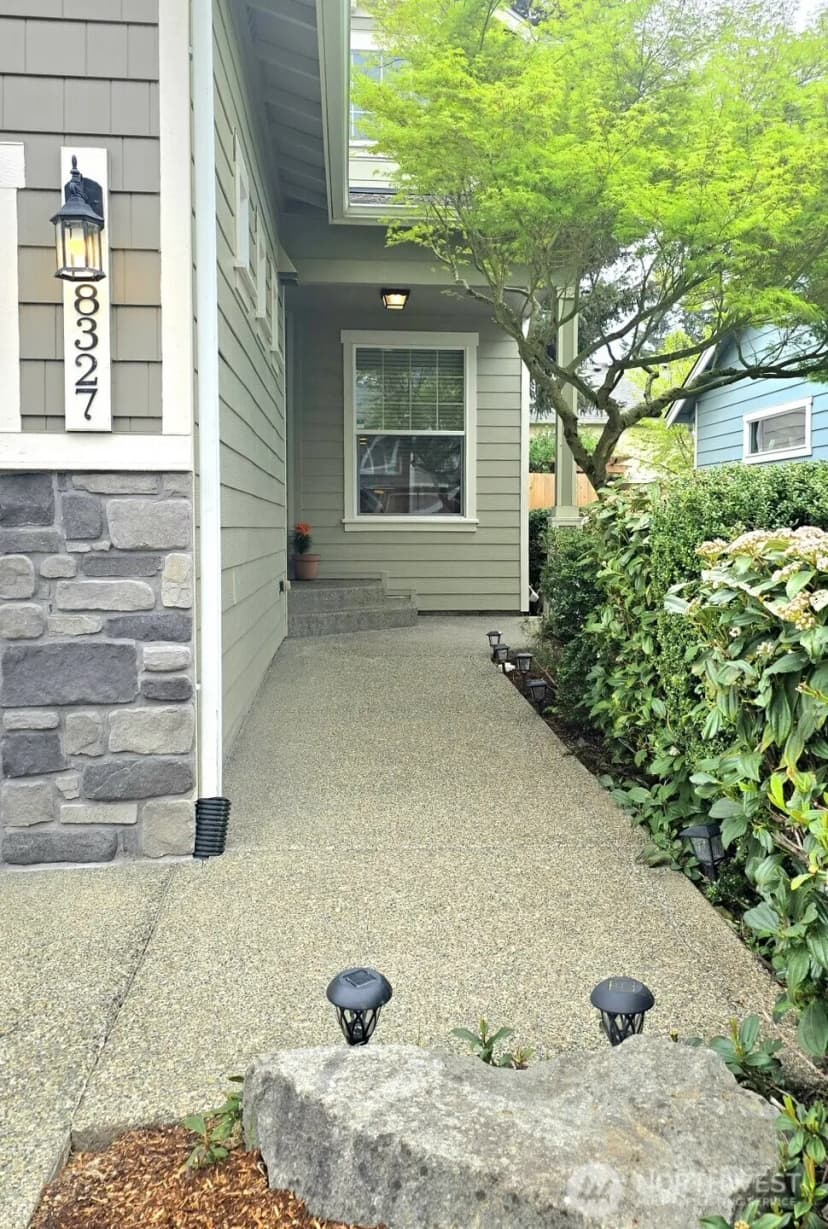 Property photo for 8327 54th Avenue Se, Olympia photo 2