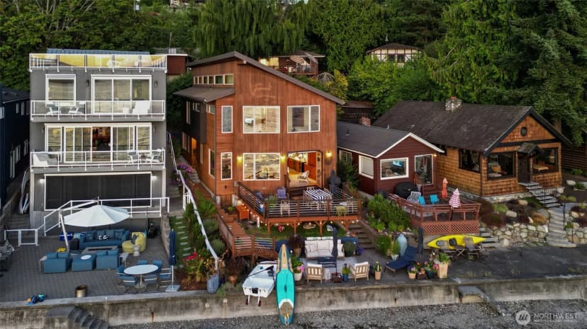 Property photo for 6025 Beach Drive Sw, Seattle photo 32