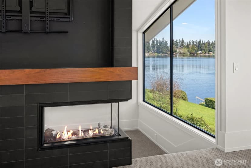 Property photo for 10901 Greendale Drive Sw, Lakewood photo 14