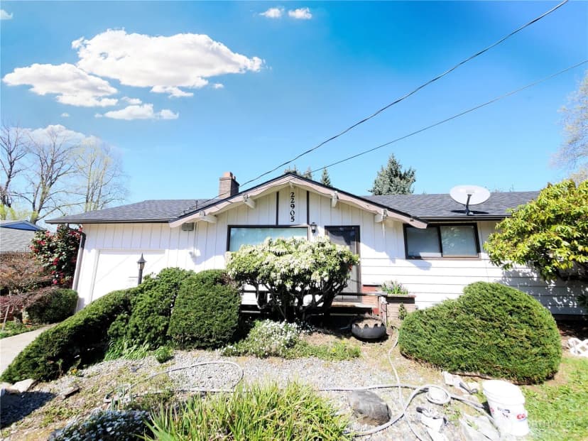 Property photo for 22905 106th Place Se, Kent photo 2