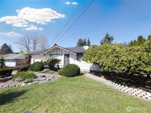 Property photo for 22905 106th Place Se, Kent photo 3