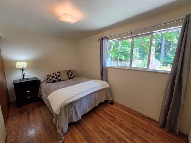 Property photo for 18816 89 Avenue Ne, Bothell photo 5