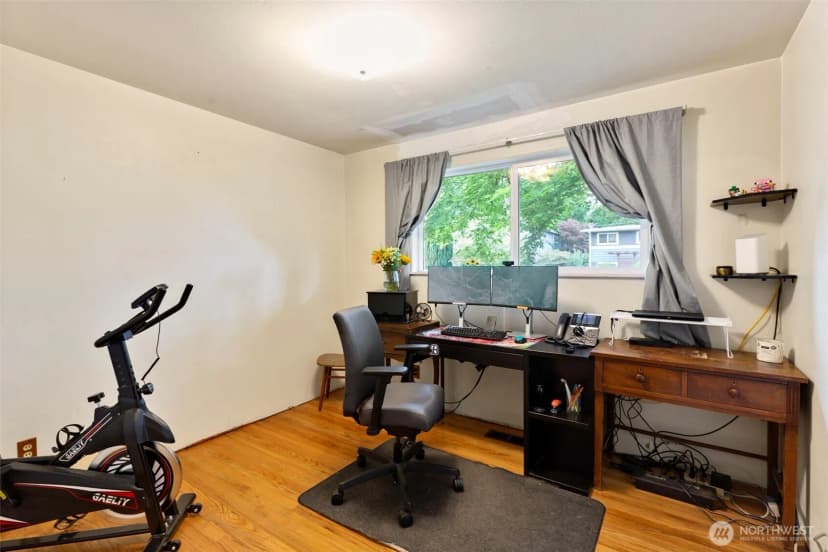 Property photo for 18816 89 Avenue Ne, Bothell photo 6