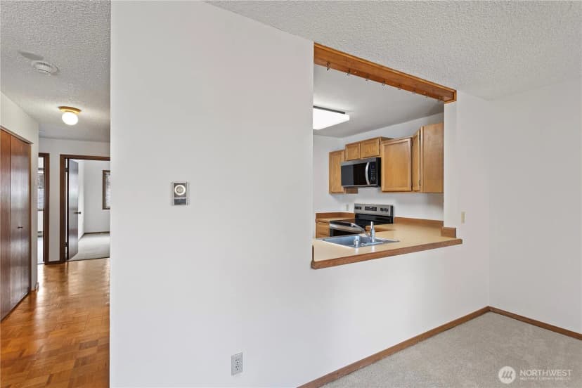 Property photo for 12840 Se 40th Court #a4, Bellevue photo 9