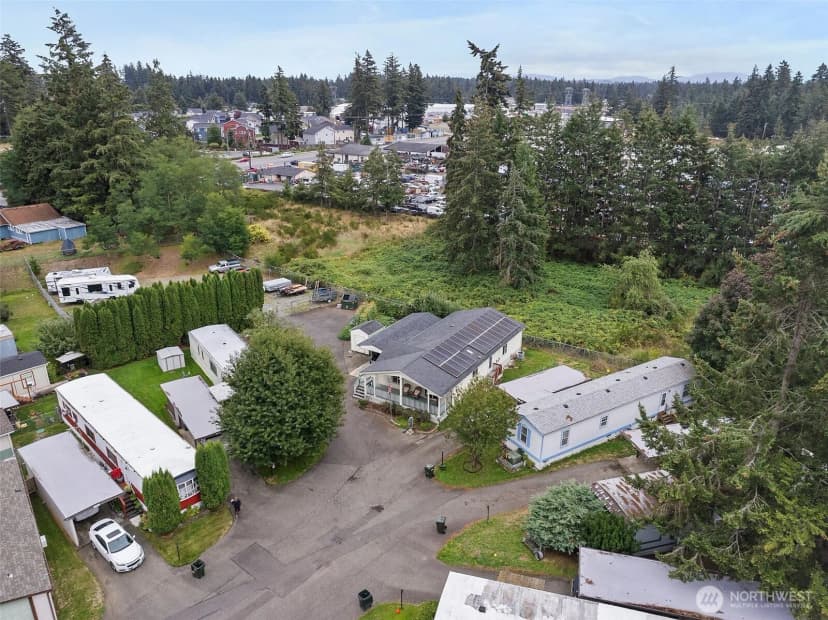 Property photo for 20517 10th Avenue E #42, Spanaway photo 32