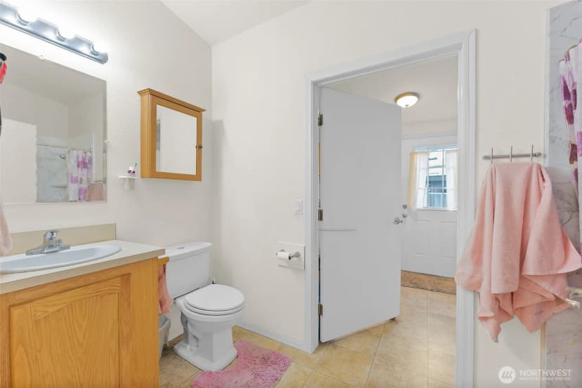 Property photo for 20517 10th Avenue E #42, Spanaway photo 12