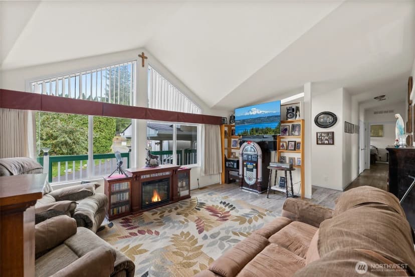 Property photo for 20517 10th Avenue E #42, Spanaway photo 24