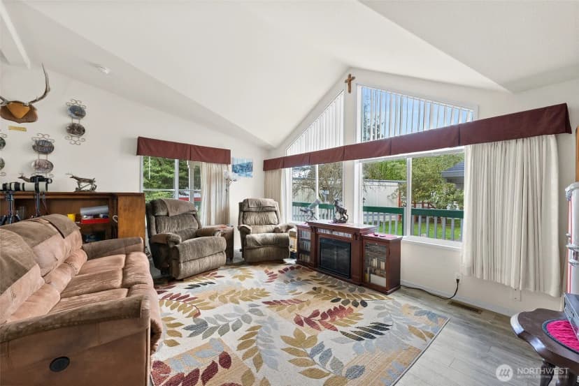 Property photo for 20517 10th Avenue E #42, Spanaway photo 21