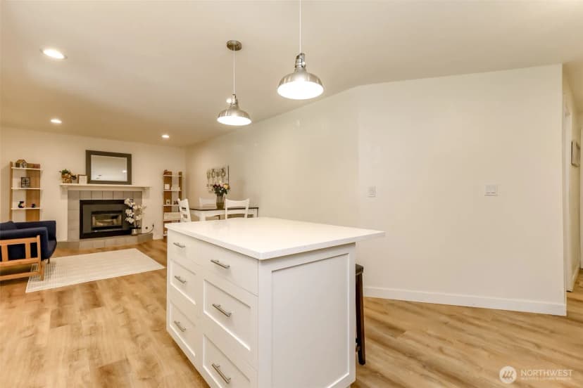 Property photo for 11706 16th Avenue Nw, Gig Harbor photo 9