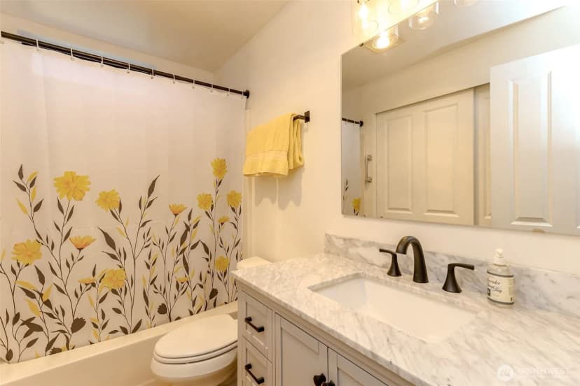 Property photo for 11706 16th Avenue Nw, Gig Harbor photo 18