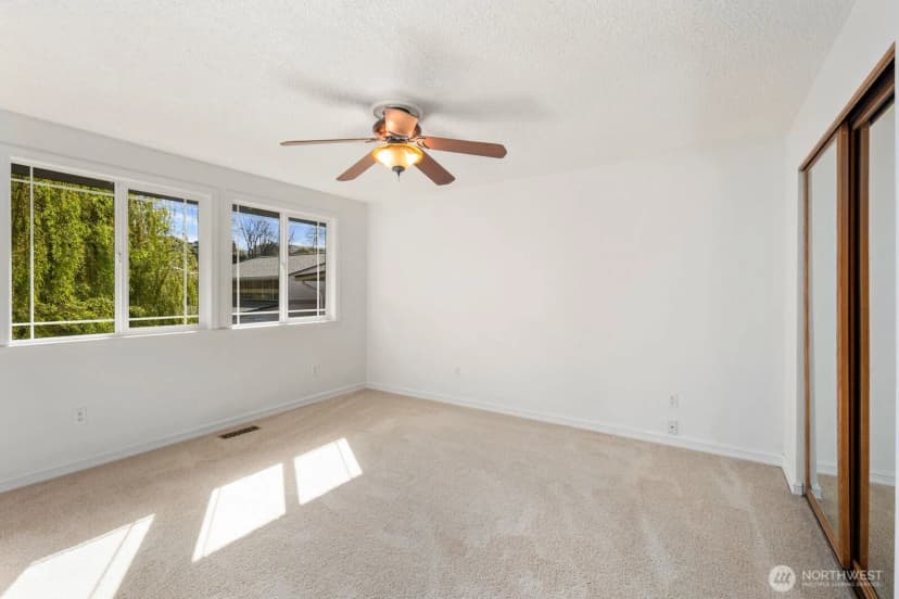 Property photo for 921 S Magnolia, Tacoma photo 14