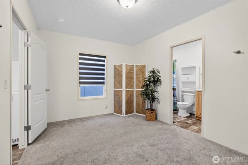 Property photo for 32216 T Place, Ocean Park photo 9