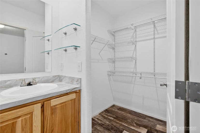 Property photo for 32216 T Place, Ocean Park photo 11