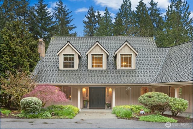 Property photo for 3530 140th Avenue Ne, Bellevue photo 2