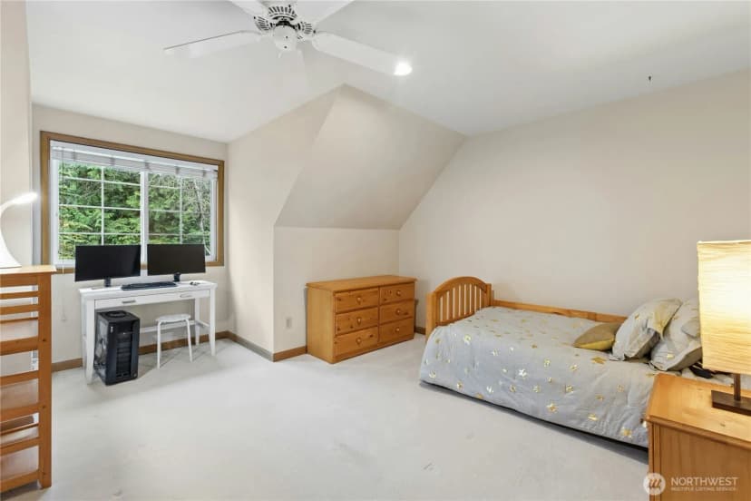 Property photo for 3530 140th Avenue Ne, Bellevue photo 29