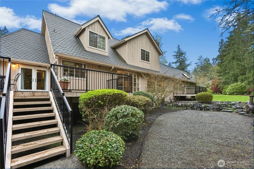 Property photo for 3530 140th Avenue Ne, Bellevue photo 33