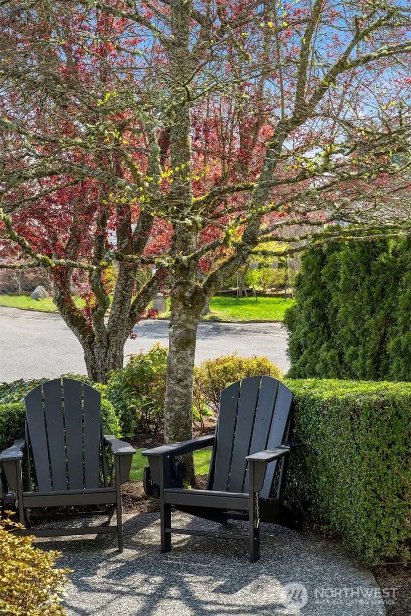 Property photo for 16603 57th Place W, Lynnwood photo 3