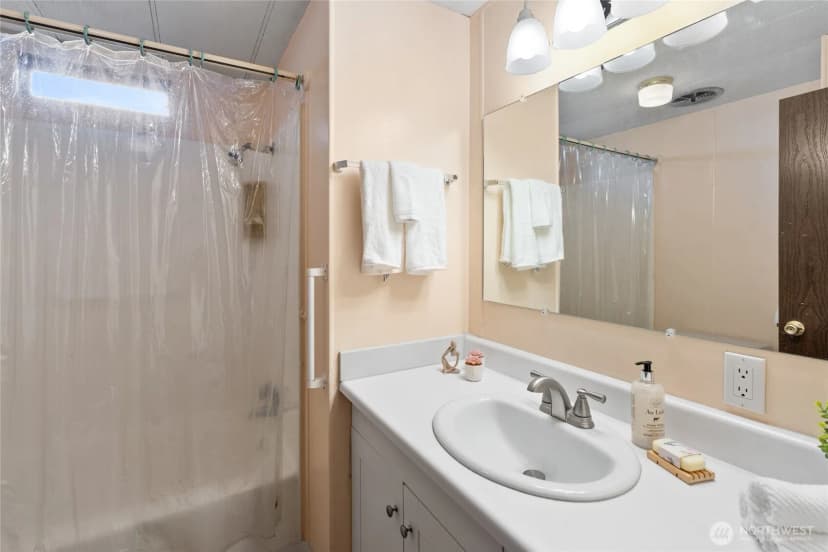 Property photo for 2101 S 324th Street #31, Federal Way photo 18