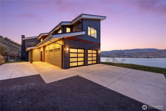 Property photo for 328 Quail Run Road, Chelan