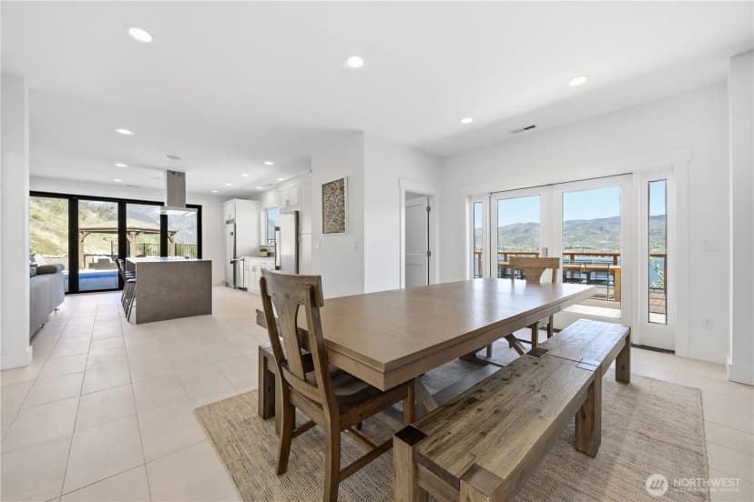 Property photo for 328 Quail Run Road, Chelan photo 5