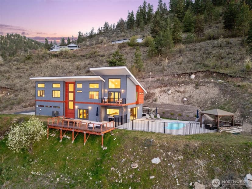 Property photo for 328 Quail Run Road, Chelan photo 2