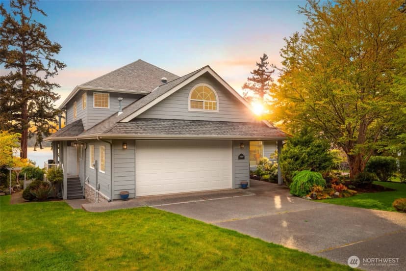 Property photo for 3358 Harbor View Drive, Langley photo 8