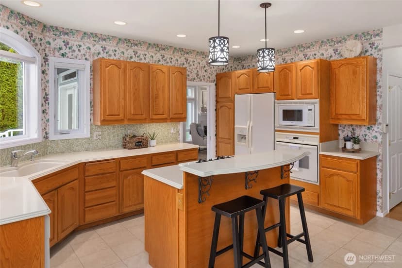 Property photo for 3358 Harbor View Drive, Langley photo 16