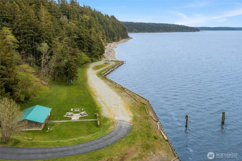 Property photo for 3358 Harbor View Drive, Langley photo 38