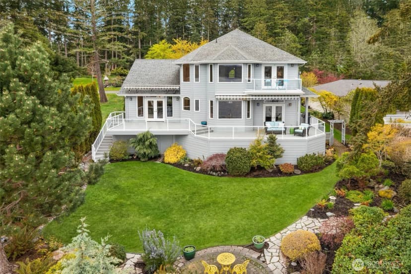 Property photo for 3358 Harbor View Drive, Langley photo 6