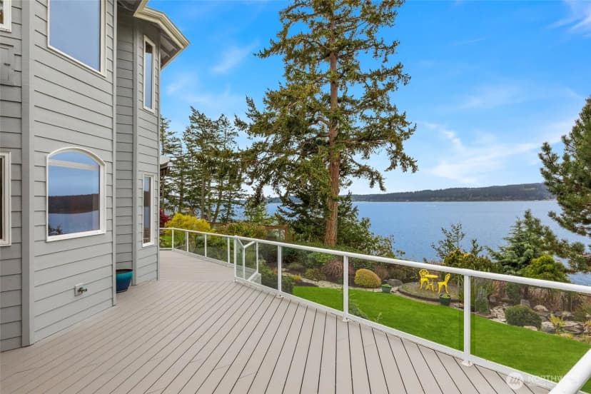 Property photo for 3358 Harbor View Drive, Langley photo 32