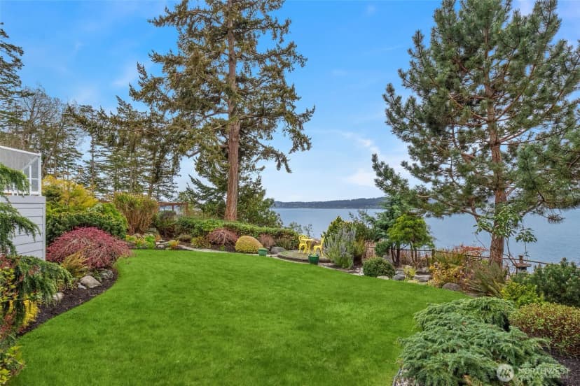 Property photo for 3358 Harbor View Drive, Langley photo 33