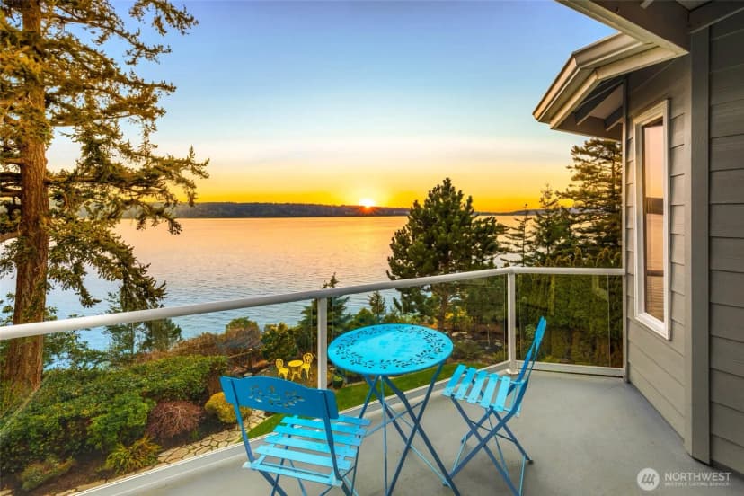 Property photo for 3358 Harbor View Drive, Langley photo 26