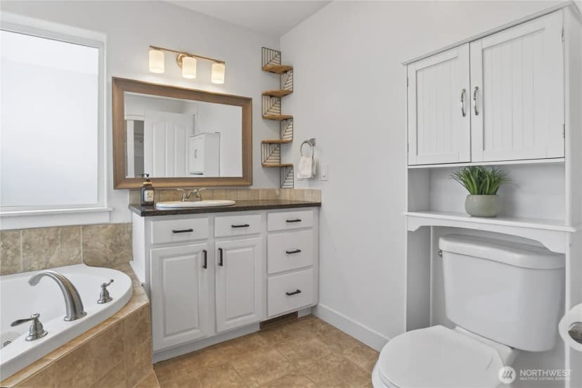 Property photo for 2675 Glenmore Street, Ferndale photo 24
