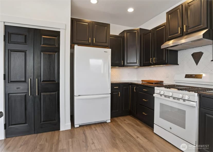Property photo for 2675 Glenmore Street, Ferndale photo 12