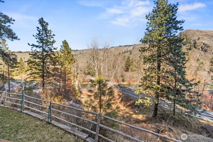 Property photo for 4492 Nile Road, Naches photo 11