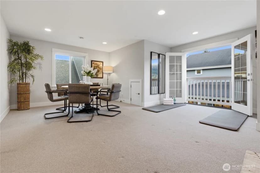 Property photo for 260 Ne Alder Street, Issaquah photo 17