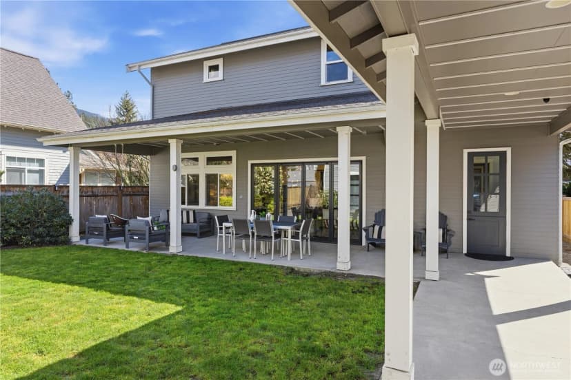 Property photo for 260 Ne Alder Street, Issaquah photo 15