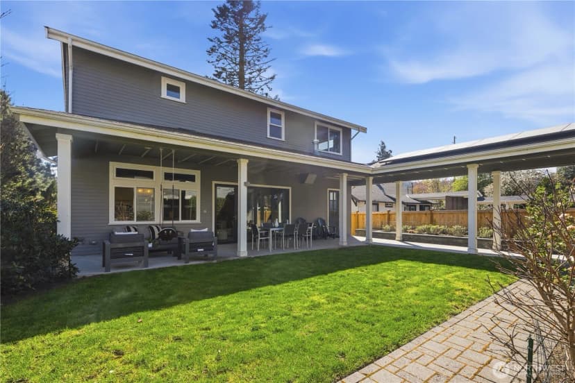 Property photo for 260 Ne Alder Street, Issaquah photo 16